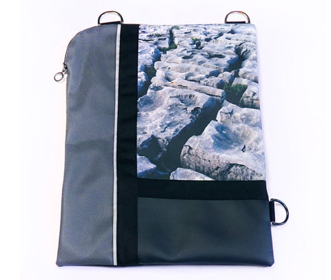 [U/A] Folio/Laptop – Flaggy Shore